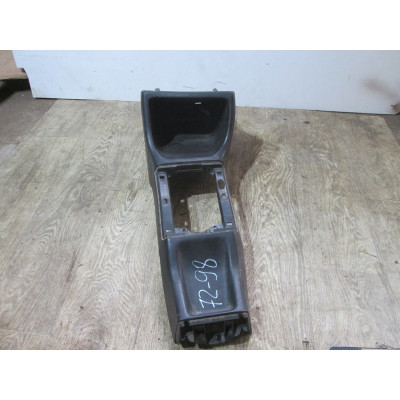  Консоль салона (кулисная часть) к  Volkswagen  Golf,  1995