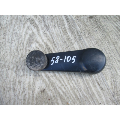  Ручка стеклоподъемника к  Nissan  Almera,  2000