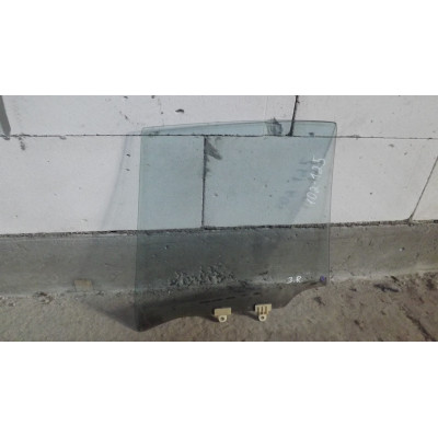  Стекло двери задней правой к  Nissan  Sunny,  1993