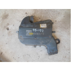  Корпус воздушного фильтра к  Renault  Megane,  1999