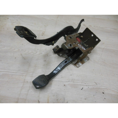  Узел педальный (блок педалей) к  Ford  Mondeo,  1995