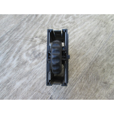  Щиток приборов (приборная панель) к  Renault  Laguna,  1996