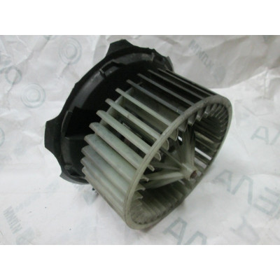  Моторчик печки к  Fiat  Brava,  1998