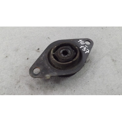  Подушка крепления кпп к  Renault  Laguna,  1997