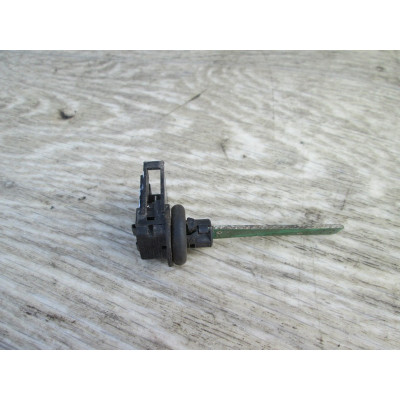  Датчик температуры к  Audi  A4,  1998