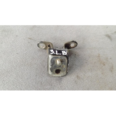  Петля двери задней левой к  Nissan  Primera,  1997