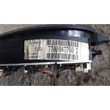  Щиток приборов (приборная панель) к  Renault  Megane,  1998