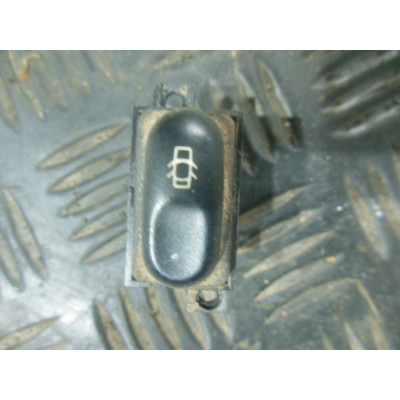  Кнопка центрального замка к  Renault  Laguna,  1998