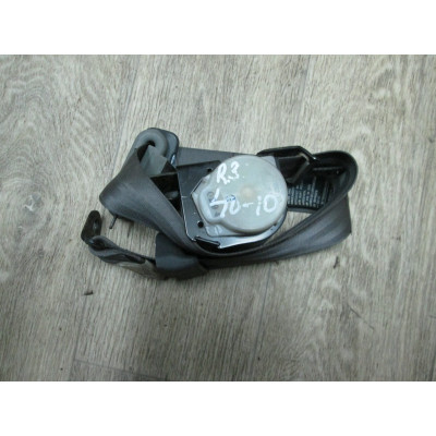  Ремень безопасности задний правый к  Mitsubishi  Space Wagon,  1996