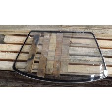  Стекло заднее к  Audi  100,  1986