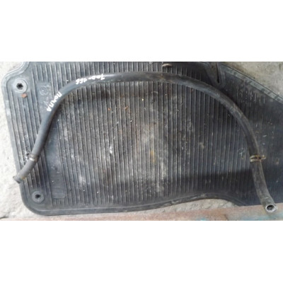  Патрубок (трубопровод, шланг) к  Dodge  Grand Caravan,  2002