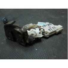  Замок двери передней правой к  Nissan  Primera,  1993