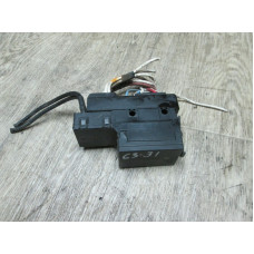  Блок реле к  Peugeot  306,  1996