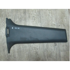  Обшивка стойки центральной правой к  Mitsubishi  Space Wagon,  1996