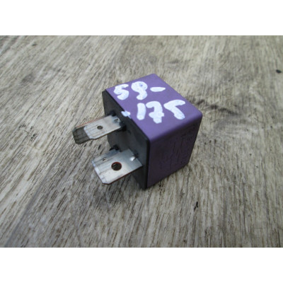  Реле (прочие) к  Renault  Laguna,  1996