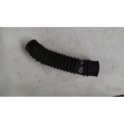  Патрубок воздушного фильтра к  Ford  Escort,  1998