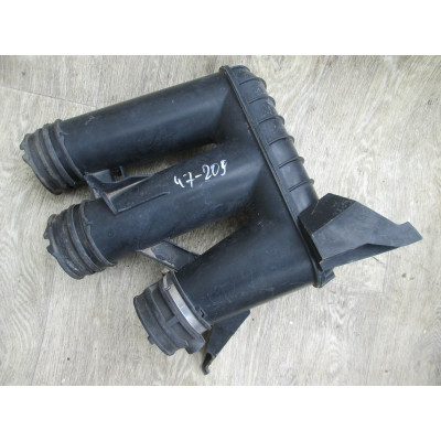  Корпус воздушного фильтра к  Opel  Omega,  1998