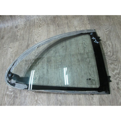  Стекло кузовное боковое правое к  Daewoo  Lanos,  1999