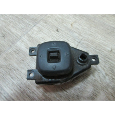  Кнопка (выключатель) к  Mazda  323,  1999