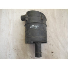  Корпус воздушного фильтра к  Renault  Megane,  1997