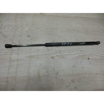  Амортизатор крышки багажника (3-5 двери) к  Ford  Mondeo,  1995