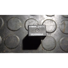  Реле (прочие) к  Dodge  Grand Caravan,  2002