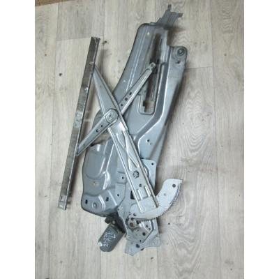  Стекло двери передней левой к  Renault  Laguna,  1997