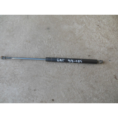  Амортизатор крышки багажника (3-5 двери) к  Renault  Megane,  1999