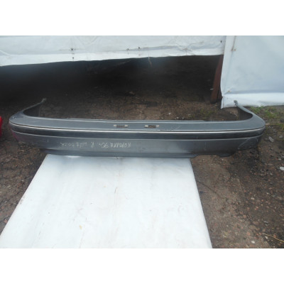  Бампер задний к  Toyota  Corolla,  1990