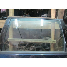  Стекло двери задней левой к  Volkswagen  Passat,  1997