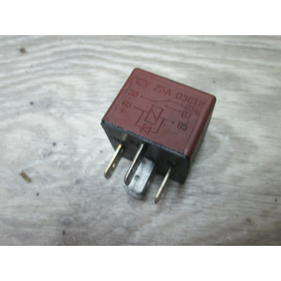  Реле (прочие) к  Renault  Laguna,  1997