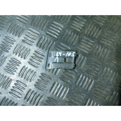  Кронштейн к  Audi  100,  1989