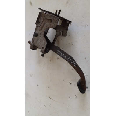  Педаль сцепления к  Daewoo  Leganza,  1997