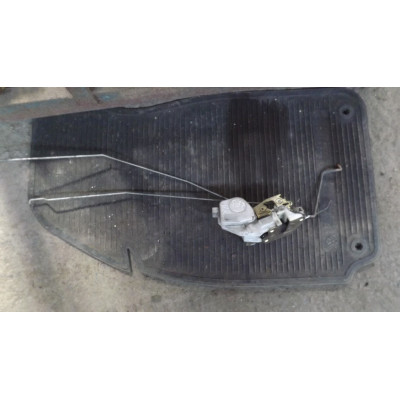  Замок двери передней правой к  Mitsubishi  Colt,  1998