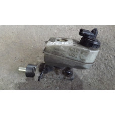  Цилиндр тормозной главный к  Renault  Megane,  1998