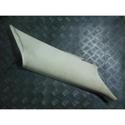  Обшивка двери задней левой (дверная карта) к  Audi  100,  1989