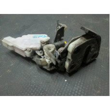  Замок двери передней левой к  Nissan  Primera,  1993