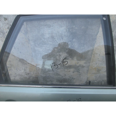 Стекло двери задней правой к  Audi  100,  1985