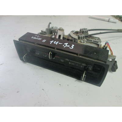  Блок управления печки/климат-контроля к  Mazda  323,  1997