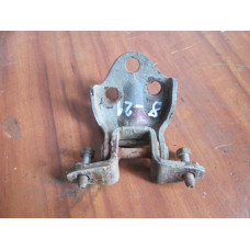  Петля двери к  Mitsubishi  Galant,  1995