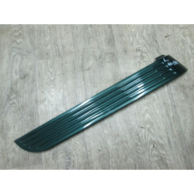  Молдинг (накладка кузовная) к  Mitsubishi  Space Wagon,  1996