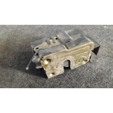  Замок двери задней левой к  Renault  Megane,  1998