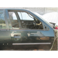 Дверь передняя правая к  Peugeot  306,  1996