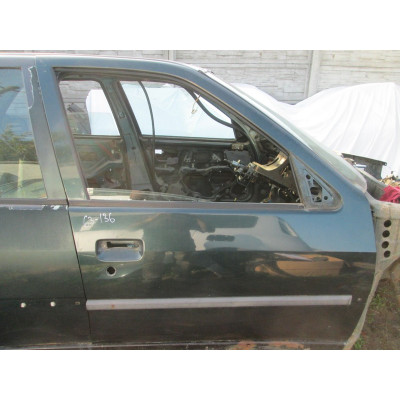  Дверь передняя правая к  Peugeot  306,  1996