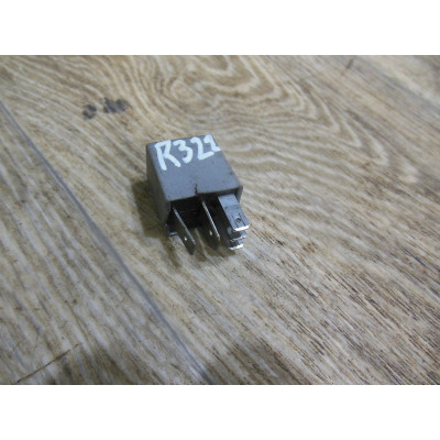  Реле (прочие) к  Mercedes  E W210,  2000