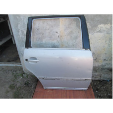  Дверь задняя правая к  Volkswagen  Passat,  2000