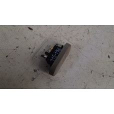  Кнопка открывания люка к  Opel  Astra,  1996