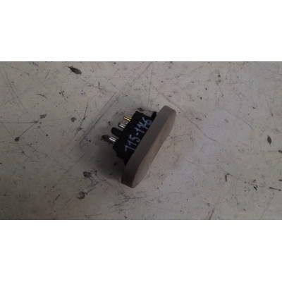  Кнопка открывания люка к  Opel  Astra,  1996