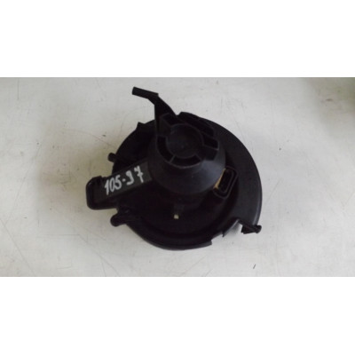  Моторчик печки к  Opel  Zafira,  2000