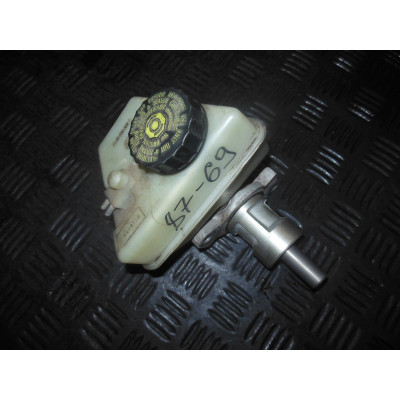  Цилиндр тормозной главный к  Mercedes  E W210,  2001